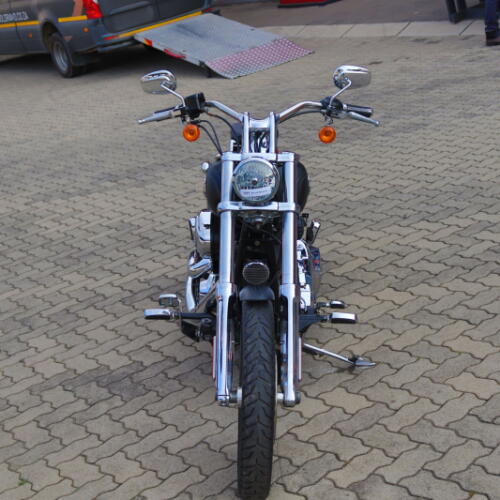 2010 Harley-Davidson® Softail® Rocker™ C Black thumb 2