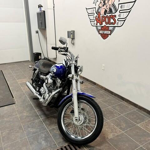 FXDC 2008 Super Glide® Custom thumb 3