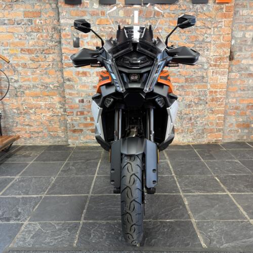 2026 KTM 1390 Super Adventure S EVO thumb 2