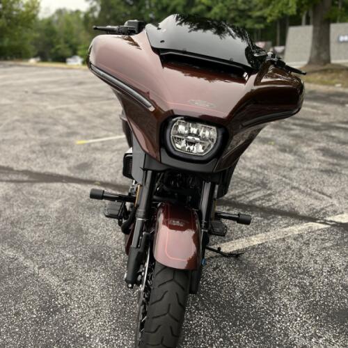 2024 Harley-Davidson® CVO™ Street Glide® Copperhead thumb 0