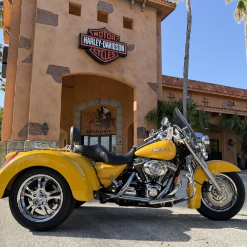 Harley-Davidson® Road King® Custom 2005 thumb 3