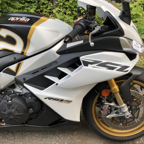 2024 Aprilia RSV4 Factory 1100 Ultra Gold thumb 3