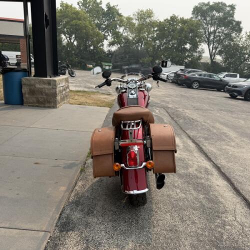 FLSTN 2017 Softail® Deluxe thumb 2
