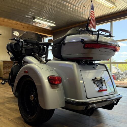Harley-Davidson® Tri Glide® Ultra 2025 thumb 1