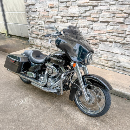 2010 Harley-Davidson® Street Glide® FLHX  thumb 3