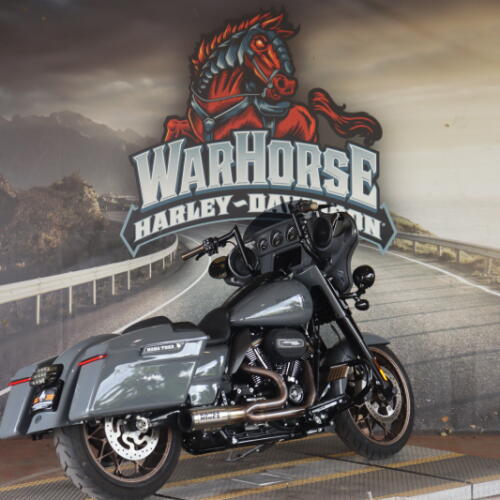 FLHXST 2022 Street Glide® ST thumb 3