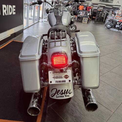 2012 Harley-Davidson® Switchback™ Brilliant Silver thumb 0
