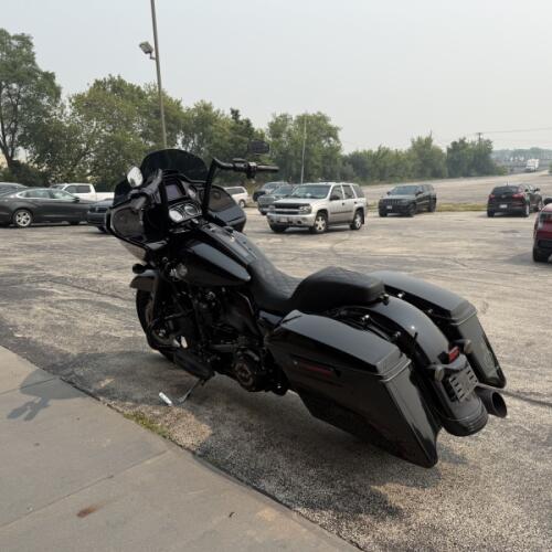 FLTRXS 2021 Road Glide® Special thumb 1