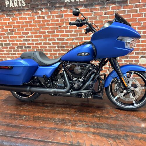 FLTRX 2026 Road Glide® thumb 3