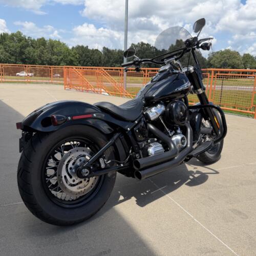 2020 Harley-Davidson® Softail Slim® Black thumb 2