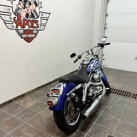 FXDC 2008 Super Glide® Custom thumb 2