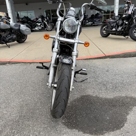 2014 Harley-Davidson® SuperLow® 1200T BLACK W/ PINSTRIPE thumb 0