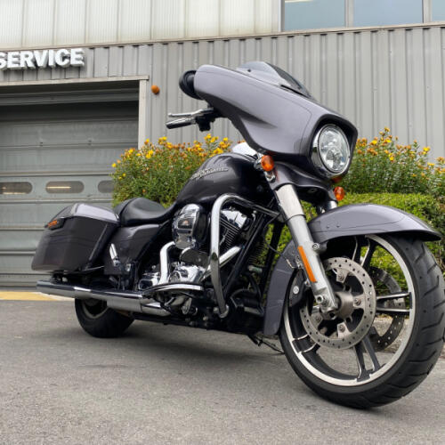 FLHXS 2015 Street Glide® Special thumb 3