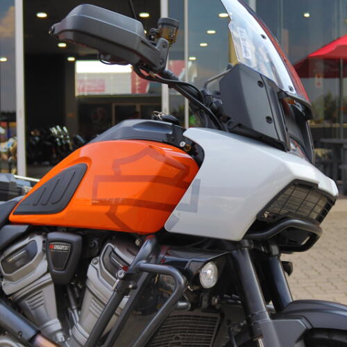2021 Harley-Davidson® Pan America™ Special Baja Orange/Stonewashed White Pearl thumb 3