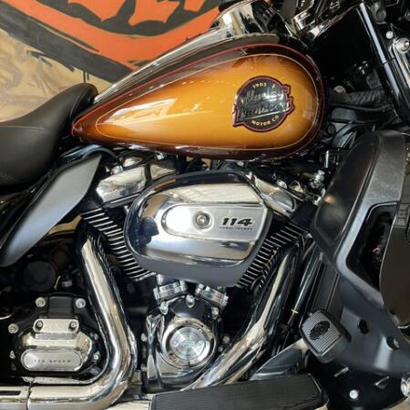 FLHTCUTG 2024 Tri Glide™ Ultra thumb 2