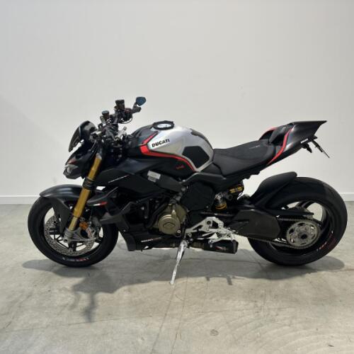 2022 Ducati Streetfighter V4SP, 2022 Model, 1 Previous Owner thumb 1