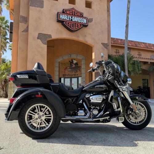 Harley-Davidson® Tri Glide® Ultra 2021 thumb 3
