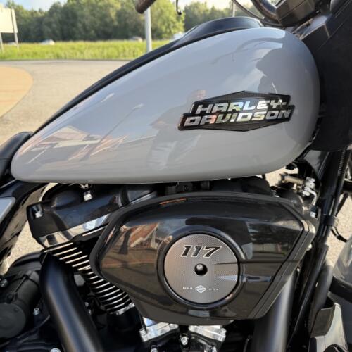 2026 Harley-Davidson® Road Glide™ Dark Billiard Gray thumb 1