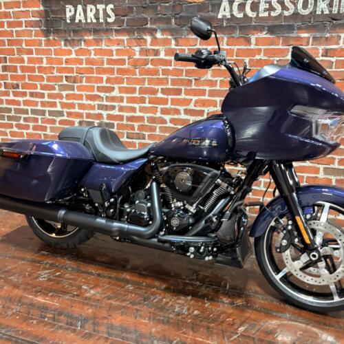 FLTRX 2026 Road Glide® thumb 3