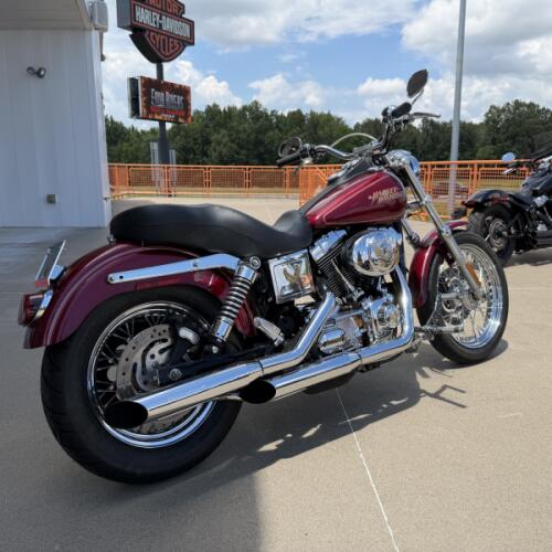 2004 Harley-Davidson® Low Rider® Lava Red Sunglo thumb 2