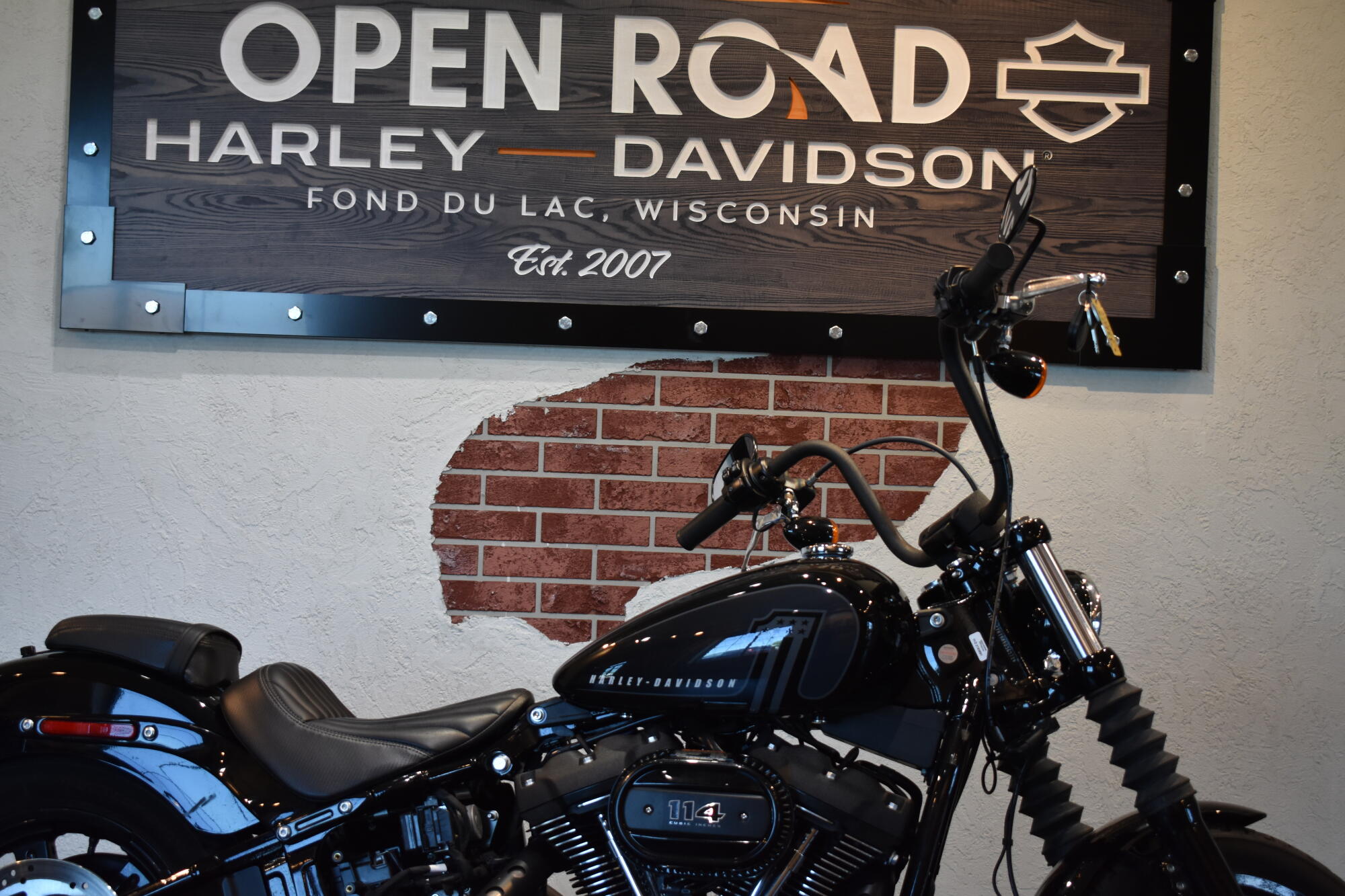 2024 Harley-Davidson® Street Bob® 114 Vivid Black