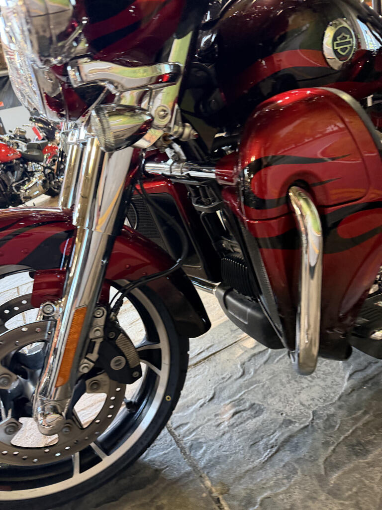 2022 Harley-Davidson® CVO™ Tri Glide® No Gimmicks, No Hidden Fees, photo 11