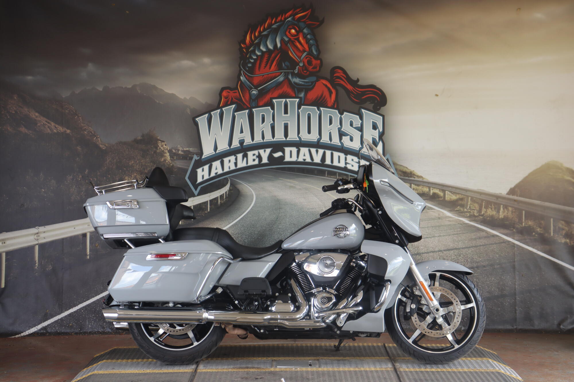 FLHXU 2025 Street Glide™ Ultra