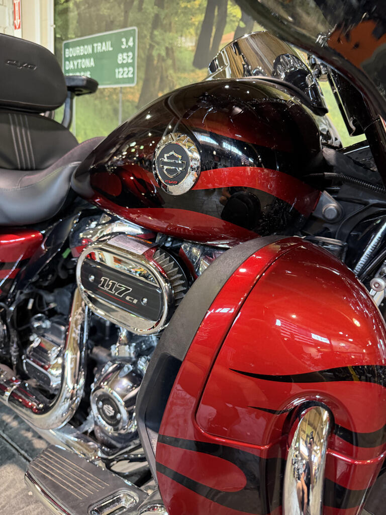 2022 Harley-Davidson® CVO™ Tri Glide® No Gimmicks, No Hidden Fees, photo 2
