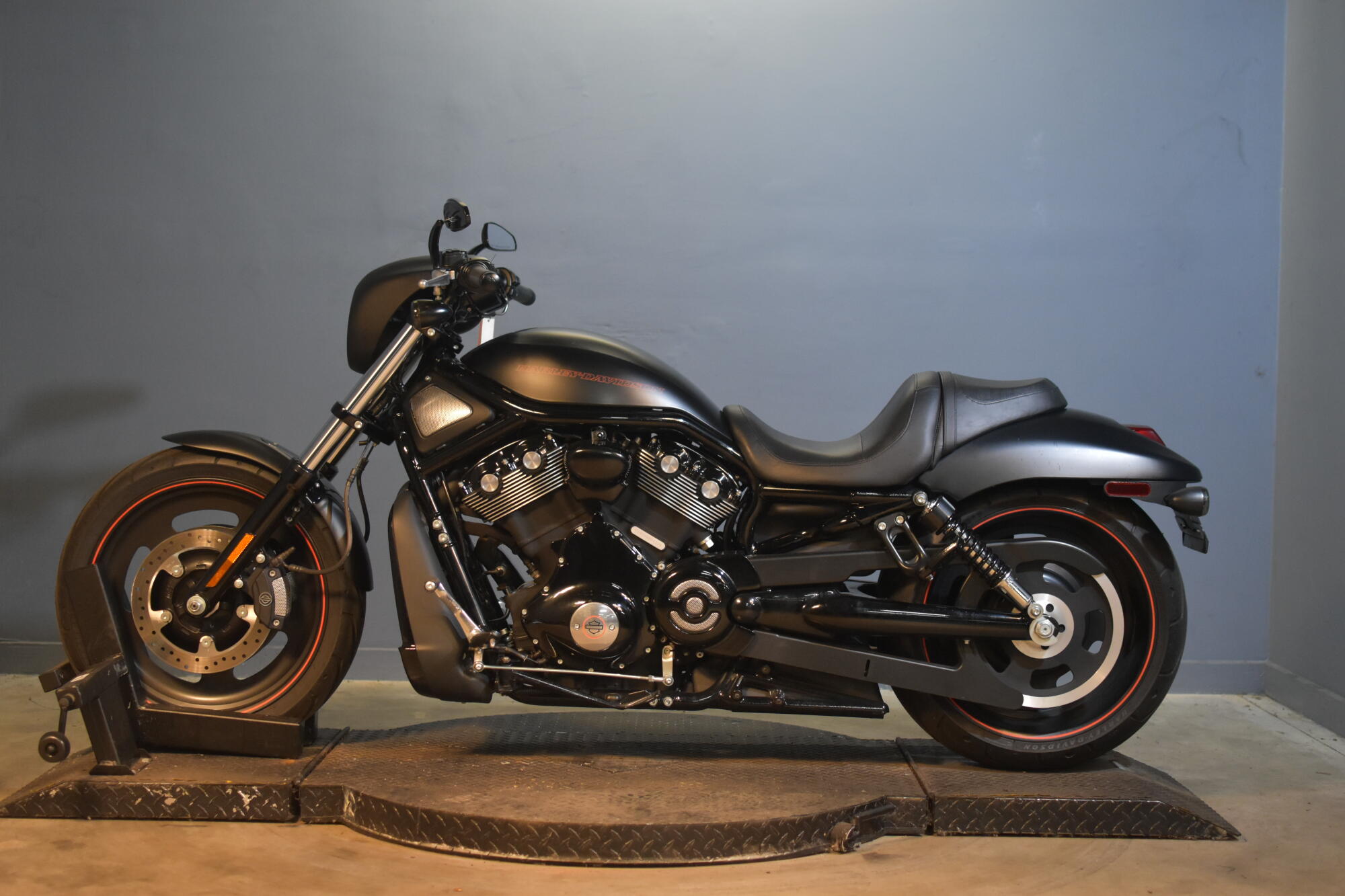 2009 Harley-Davidson® V-Rod® VRSCAW, photo 5