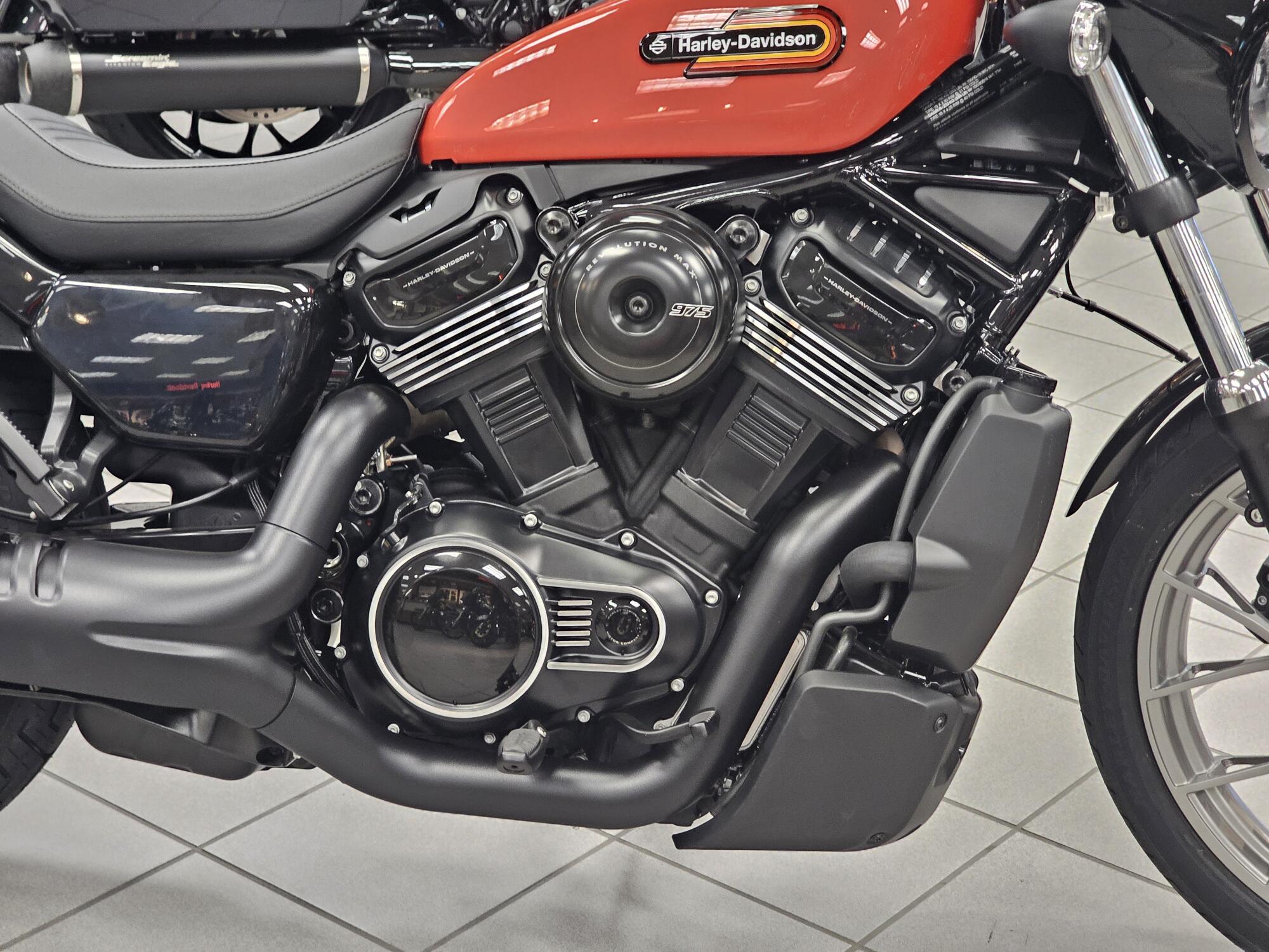 RH975S 2026 Nightster Special®, photo 11