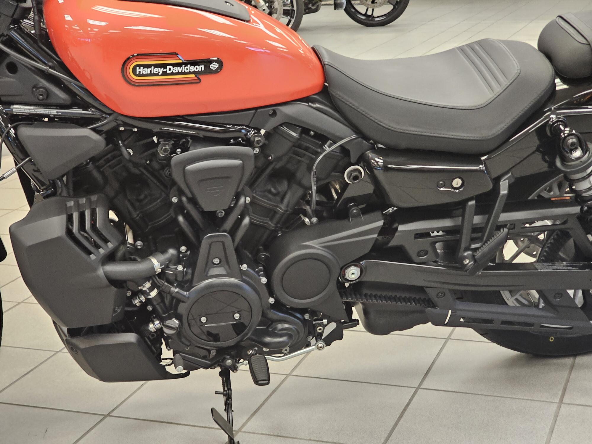 RH975S 2026 Nightster Special®, photo 15