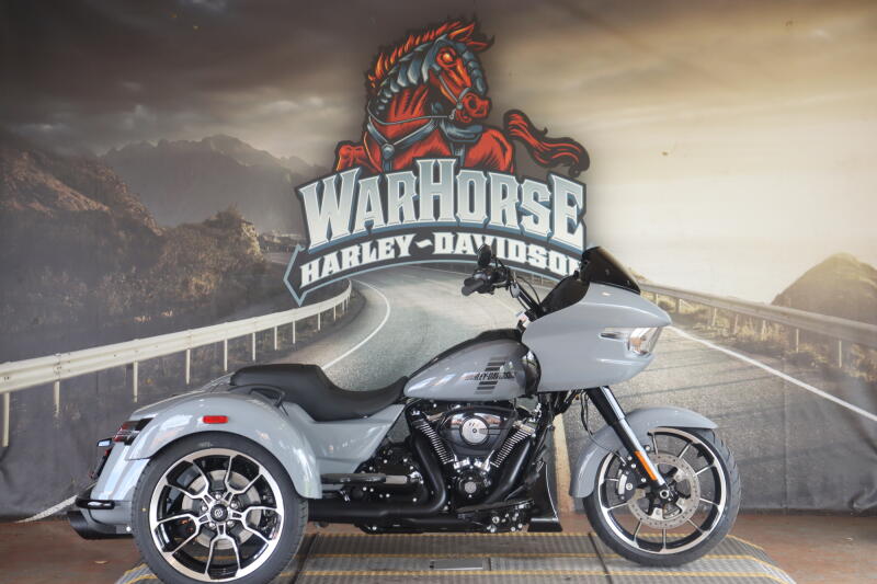 FLTRT 2026 Road Glide 3
