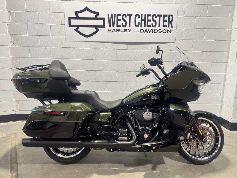 2026 Harley-Davidson® Road Glide Limited Olive Steel Metallic / Vivid Black FLTRXL