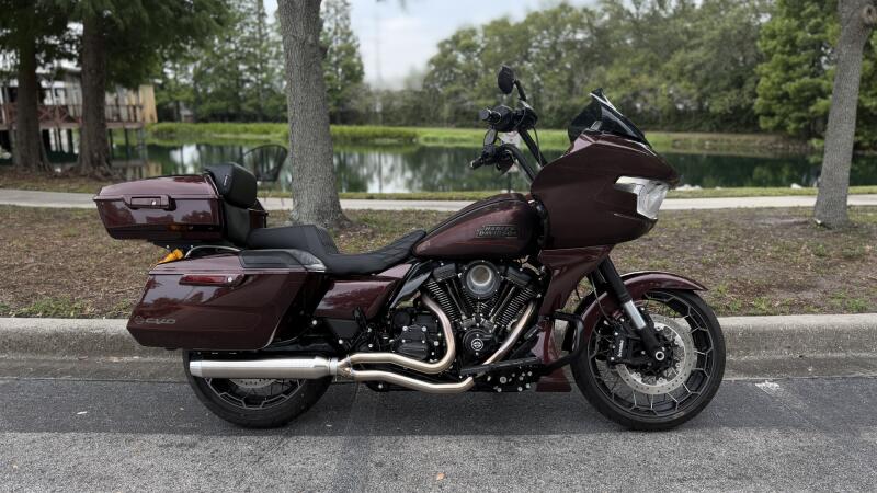2024 Harley-Davidson® CVO™ Road Glide® Copperhead