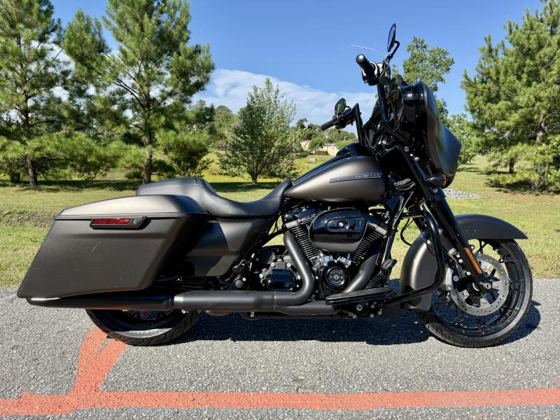 2020 Harley-Davidson Street Glide Special FLHXS 