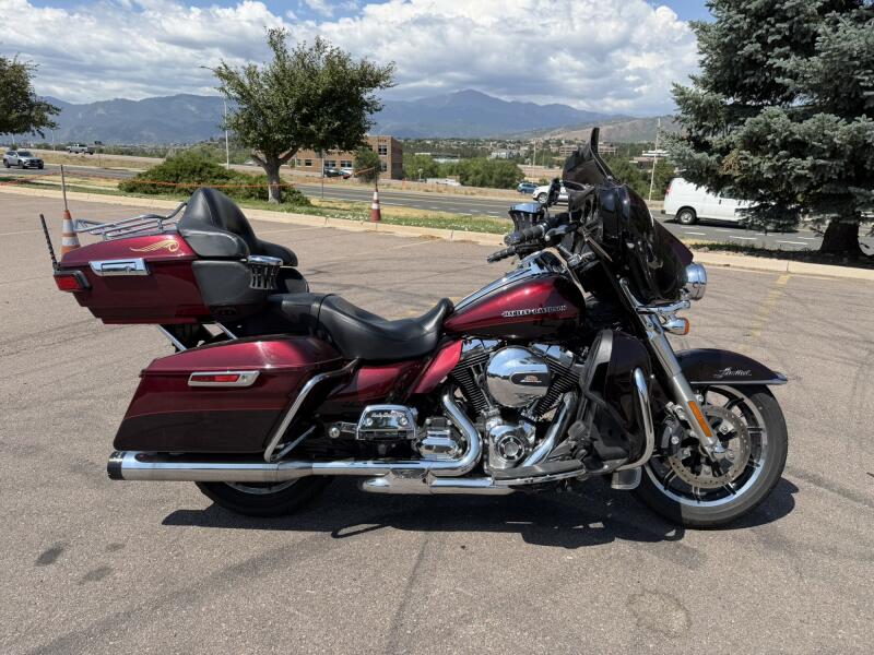 2015 Harley-Davidson® Ultra Limited Low