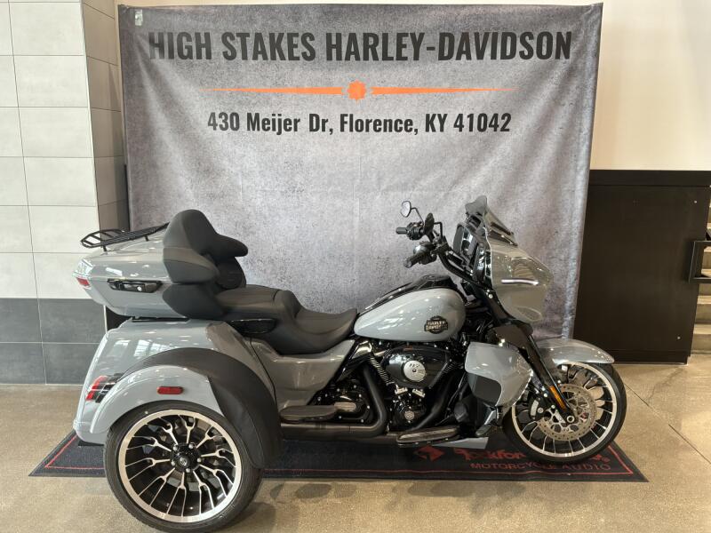 2026 Harley-Davidson® Street Glide 3 Limited Dark Billiard Gray Black Trim