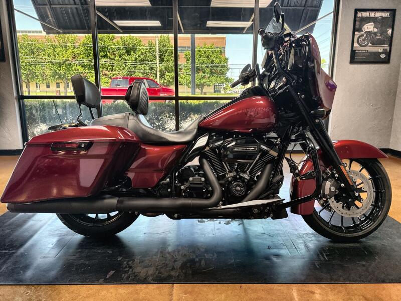 2018 Harley-Davidson® Street Glide® Special Hard Candy Hot Rod Red Flake