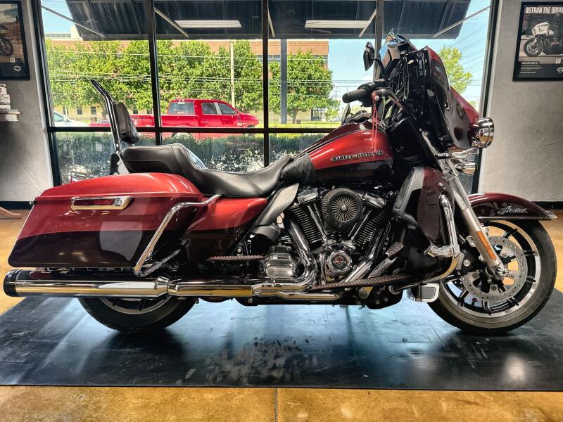 2019 Harley-Davidson® Ultra Limited WKDRED/TWTDCHRY W/PINSTRIPE