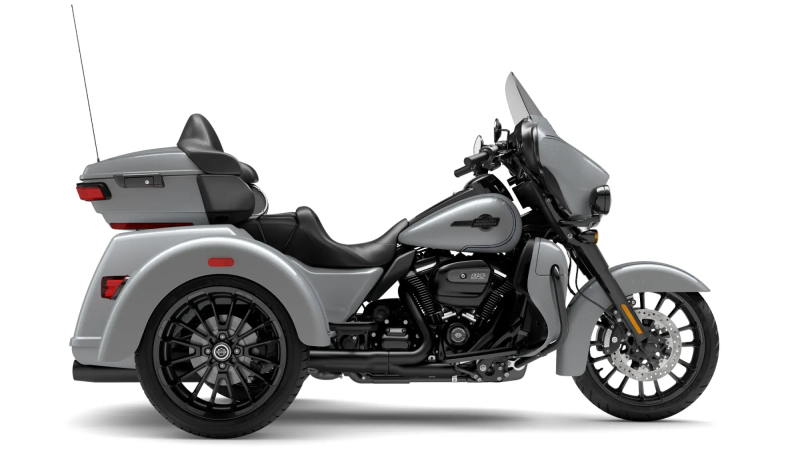FLHTCUTG 2025 Tri Glide® Ultra