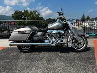 2016 Harley-Davidson  Road King®  FLHR