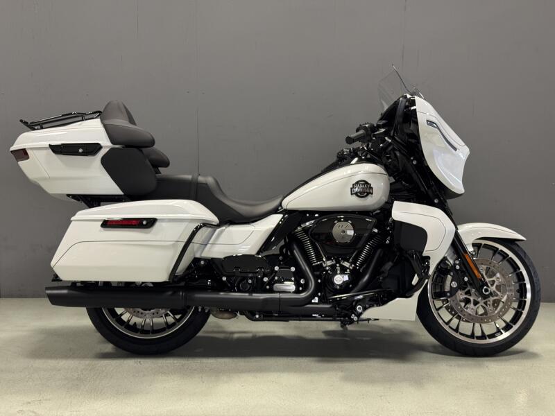 FLHXL 2026 Street Glide Limited