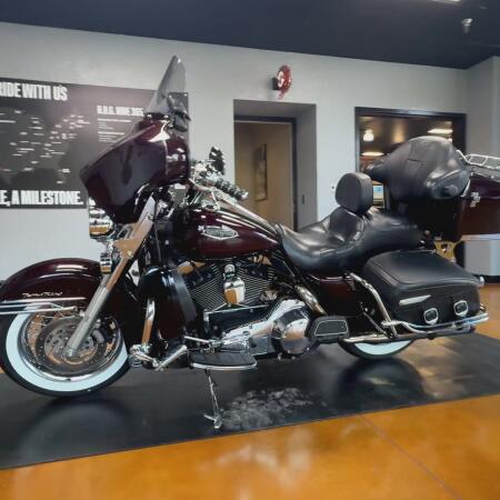2005 Harley-Davidson® Road King® Classic BLACK CHERRY W/PINSTRIPE thumb 2