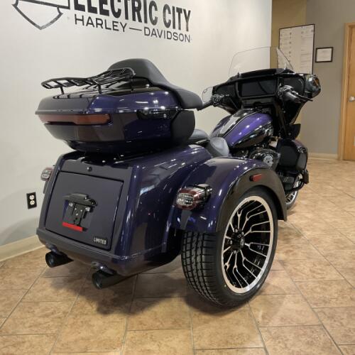 2026 Harley-Davidson® FHLT Street Glide 3 Limited Purple Abyss / Vivid Black  thumb 0
