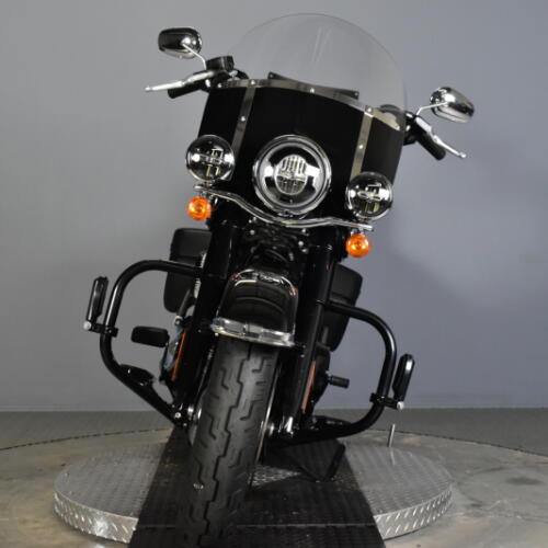 2018 Harley-Davidson® Heritage Classic 114 Vivid Black thumb 1