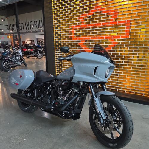 Harley-Davidson® Low Rider® ST 2026 thumb 3