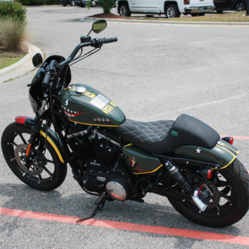 2016 Harley-Davidson® Iron 883™ XL 883N thumb 0