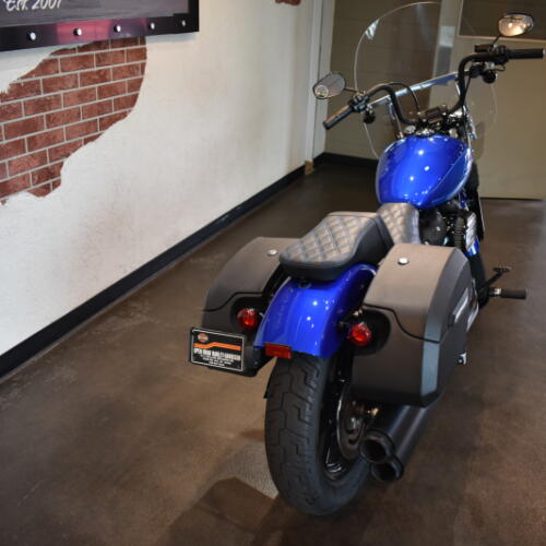 2023 Harley-Davidson® Street Bob® 114 Blue thumb 2