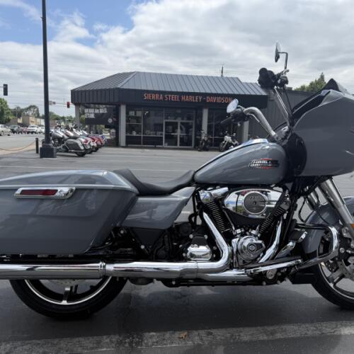 FLTRX 2026 Road Glide® thumb 3