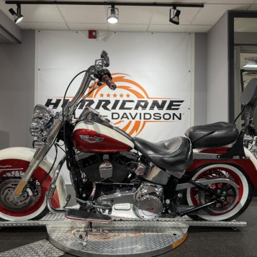  2013 Softail® Deluxe thumb 0